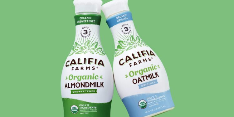 Califia Farms launches organic oatmilk and almondmilk