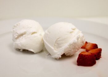 Yali Bio debuts revolutionary dairy fat alternative with showstopping ice cream