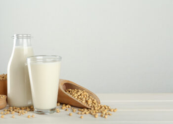 Soymilk can improve heart health by lowering blood pressure and cholesterol levels
