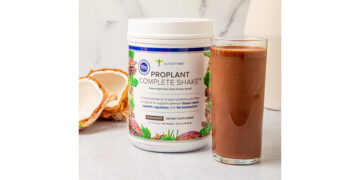 Gundry MD ProPlant complete shake is the perfect plant-based protein to enjoy this National Protein Day